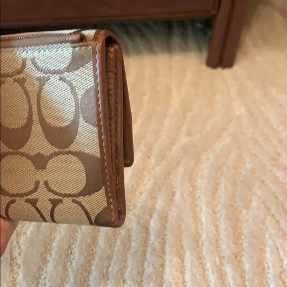 Coach Wallet - Picture 4 of 6